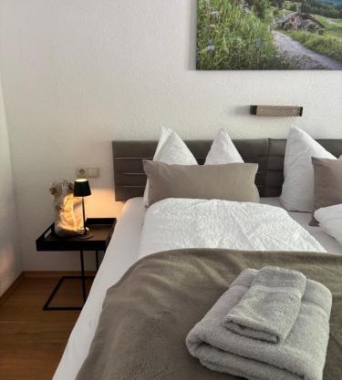 Lechtaler Alpenblick Landeck - Privatzimmer & Ferienwohnung