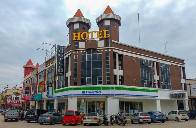 Lee Hotel