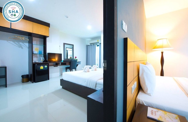 Lee Hotel
