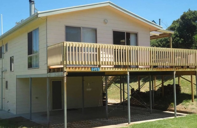 Lees245 - fabulous beach house