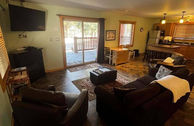 Legacy Vacation Rental - Pet Friendly!