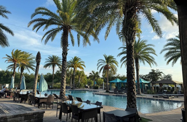 LegoLand Resort, Pool & 4 MasterBDRMS! 18min Legoland, Onsite WaterPark Resort!