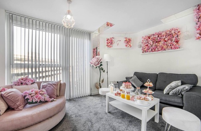 Leicester - Apartment - Sleeps 2 - 97WS