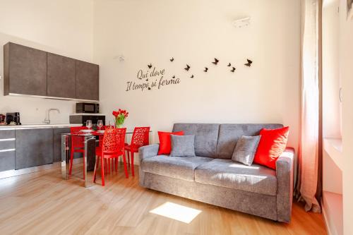Lele Home Bilocale nel centro città 900m dalla stazione