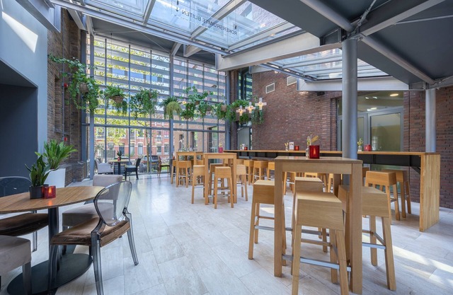 Leonardo Hotel Breda City Center