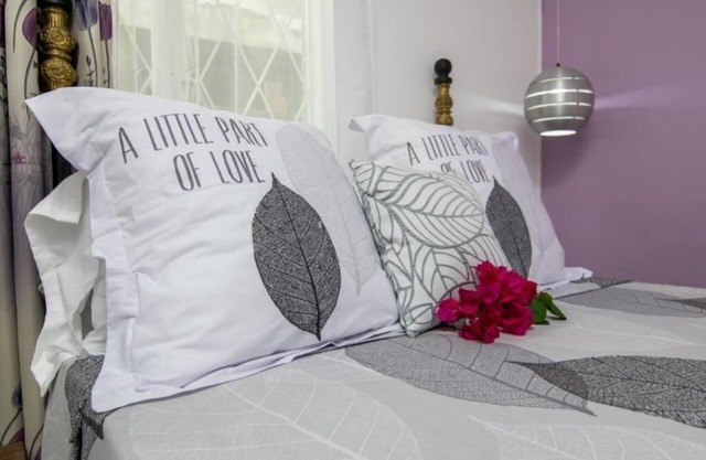 Lepok Colonial - One-Bedroom Suite