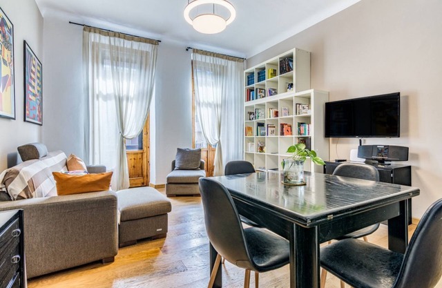 Lepontina Apartment