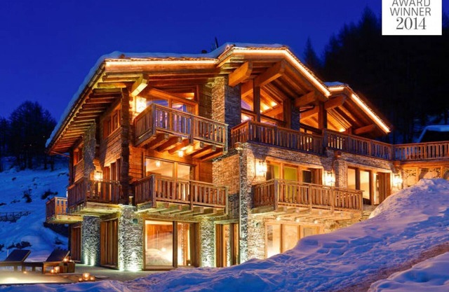 *LES ANGES - FULLY CATERED 7 BEDROOM CHALET WITH STAFF - WORLDS BEST CHALET