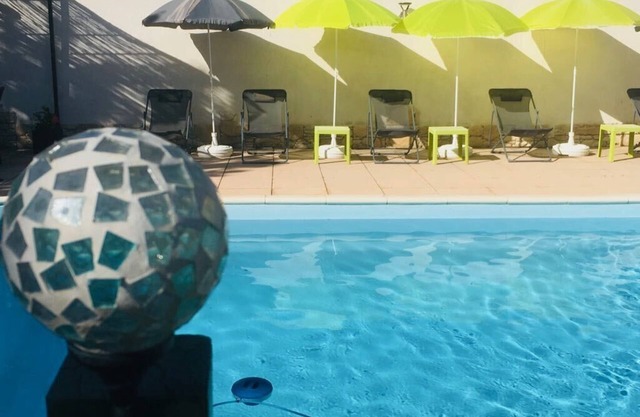 Les Cèdres, comfortable 89m2 apartment, ideal for 5 people, shared pool