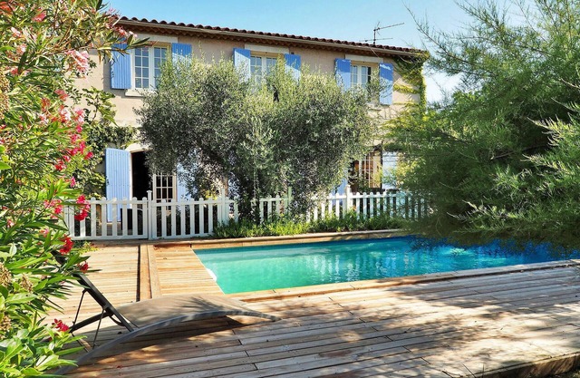 Les Lauriers De Fontvieille