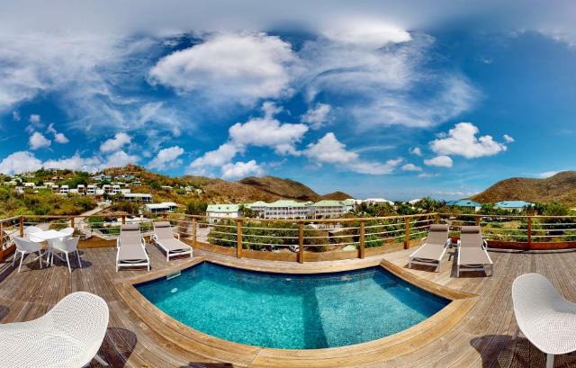 LES LAURIERS - PISCINE SUR LE TOIT - ANSE MARCEL
