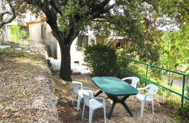 Les Lavandes" gîte