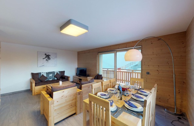 Les Mayens MB 010 - LUXURY apartment 8 pers