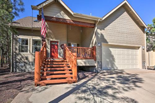 Less Than 2 Mi to Hikes and Shops Show Low Home with Deck