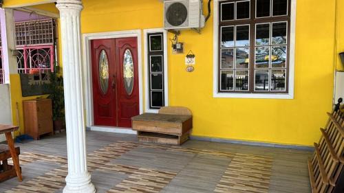 Let's go to Alim Homestay