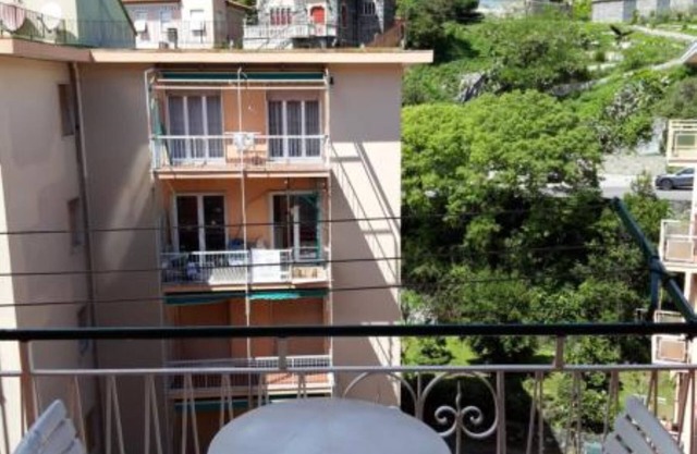 LEVANTO (CINQUE TERRE) SPECIAL OFFER ! 150 METERS FROM THE SEA!