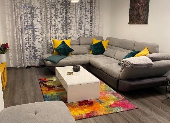 Lexi Apartment