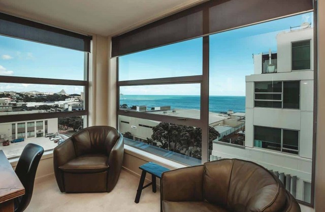 Liardett Penthouse - Inner city accommodation