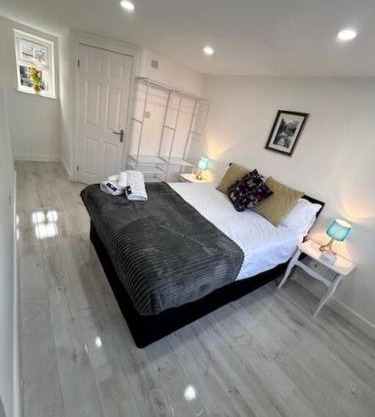 Lichfield City Cathedral Walk 3 Bedroom Coachhouse