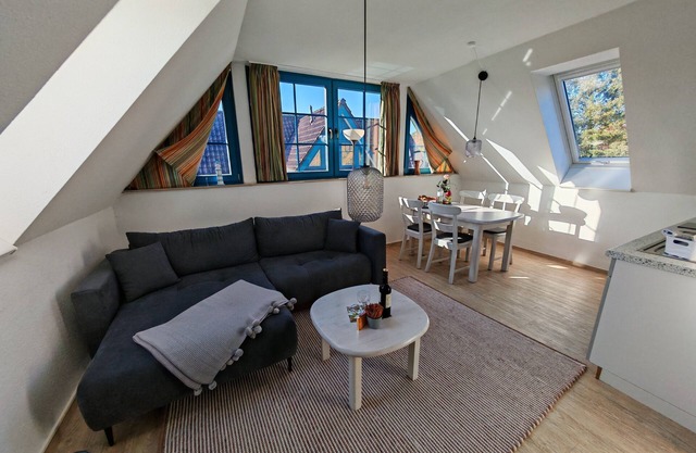 Lichtdurchflutete Erholung: Willkommen in Unserer 2-zimmer-ferienwohnung!