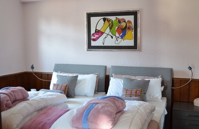 liebevoll eingerichtete Suite mit Doppel-Boxspringbett