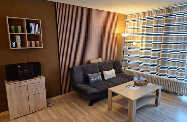 Liebevoll Eingerichtetes Appartement für bis zu Drei Personen mit Balkon