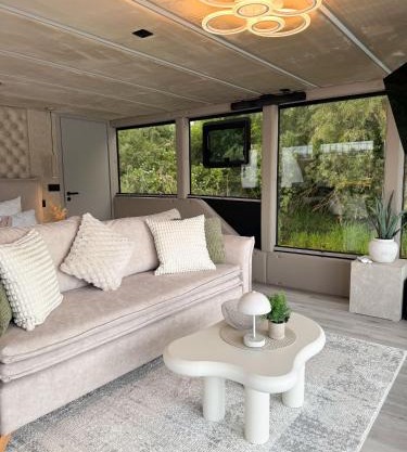 Lieblingsplatz Parey - schwimmende LuxSuite