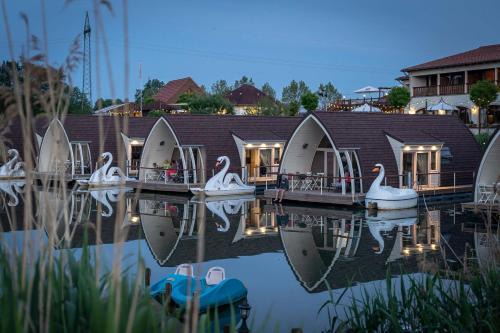 Lieblingsplatz Parey - schwimmendes Seehotel