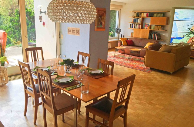 Light-flooded large apartment - on Chiemsee and the mountains