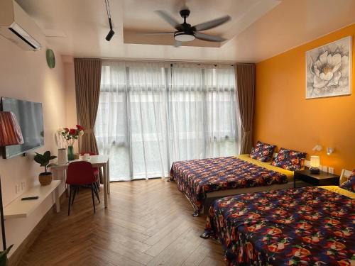 Lighting Homestay OCP