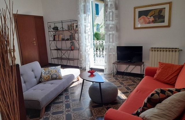 Ligurian villa apartment 900 meters from the sea
