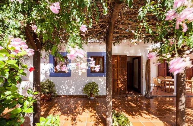LILA Villa. Ibiza. Magnificent Ibizan style house completely renovated, 15 minutes from Cala Tarida