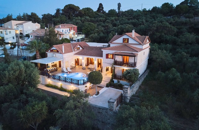 Lilas Luxury Villa, is a stone manor with its own private pool .