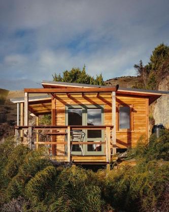 Lime Hut with wood burning sauna - Waipara Narrows