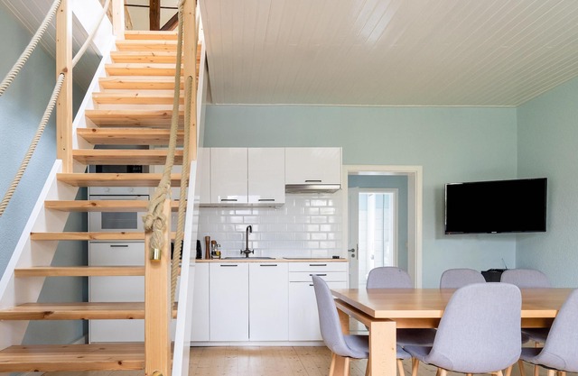 limehome Dresden Tannenstraße | 3-BR Duplex Suite