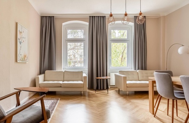 limehome Dresden Tannenstraße | Two-Bedroom Suite