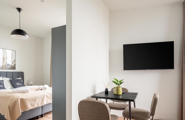 limehome Eindhoven Gashouder|Suite+Sofabed+Balcony
