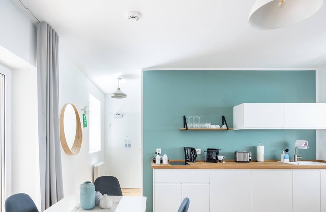 limehome Leipzig Jahnallee | Suite L +balcony (LT)