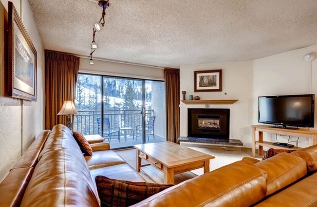 *Limited Offer* Perfect Vail Village Condo - Easy Walk/Free Shuttle to Village
