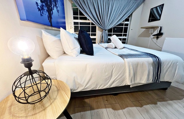 Lincoln Moon Guesthouse