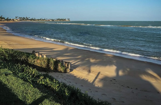 Linda casa beira mar, segura, w/wifi.