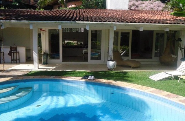 Linda casa em Ilhabela-Praia do Julião