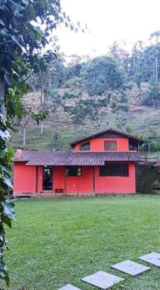 Linda casa em Visconde de Mauá perto da cachoeira
