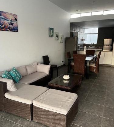 Linda Casa en Condominio