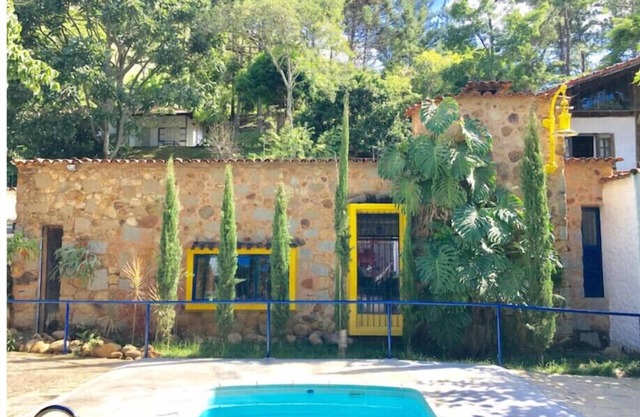 Linda Casa Italiana em Itaipava