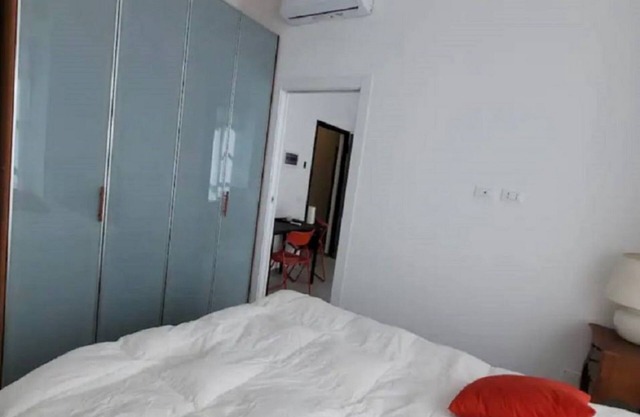 "Linda" Holiday Home with Private Parking