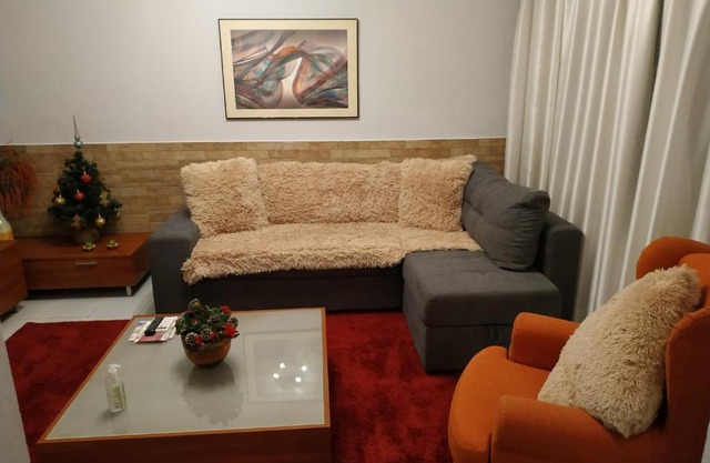 Linda's house
