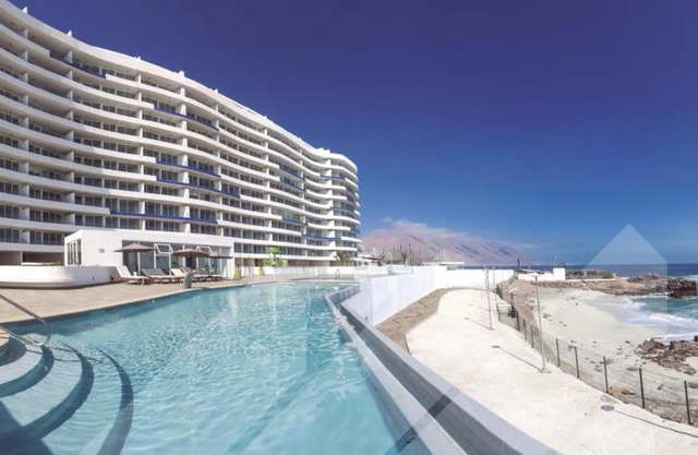 Lindo departamento al borde de la playa
