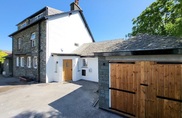 Lingmoor Cottage - Three Bedroom House, Sleeps 6