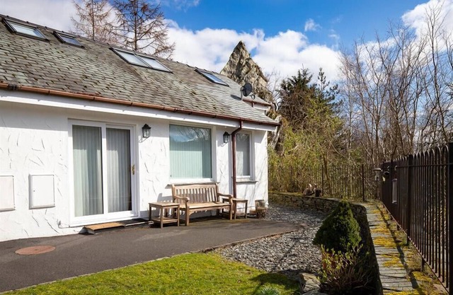 LINGMOOR VIEW, family friendly, with a garden in Chapel Stile